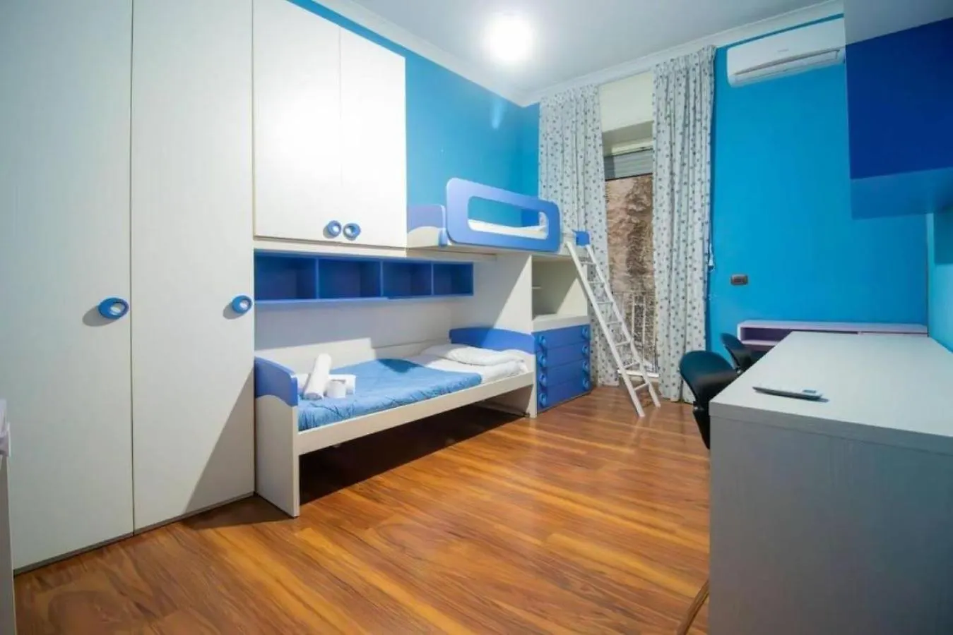 Monticelli House Inthe Historical Center Apartment Naples